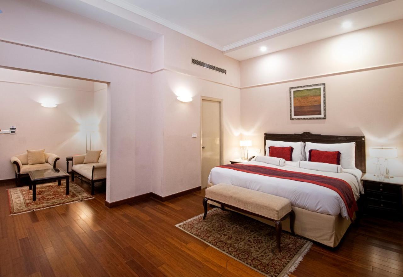 The Claridges New Delhi Ξενοδοχείο Εξωτερικό φωτογραφία Suite at the Taj Bengal
