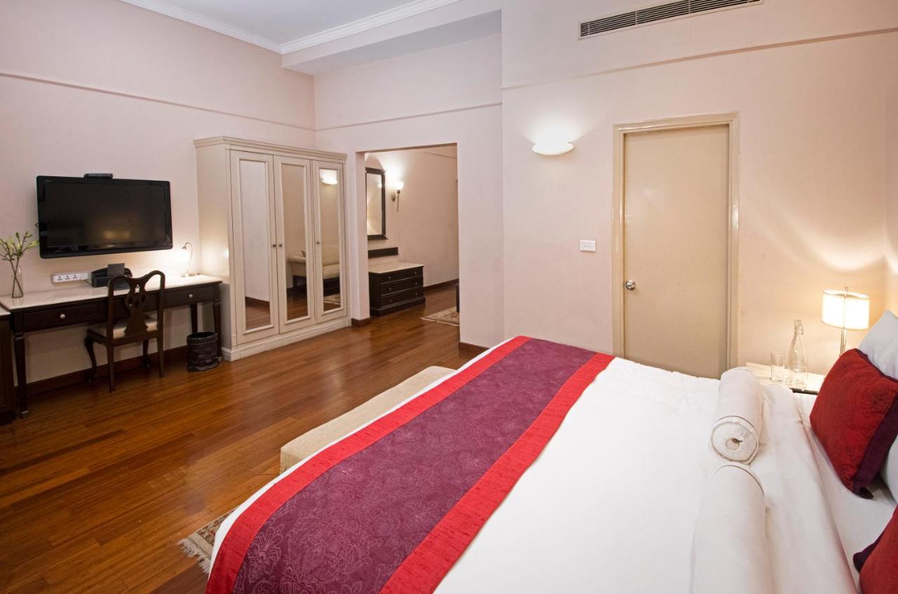 The Claridges New Delhi Ξενοδοχείο Εξωτερικό φωτογραφία A room at the hotel